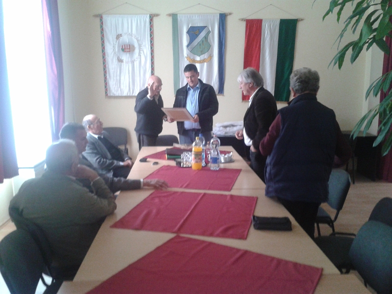 2013-10-10 12.20.50.jpg